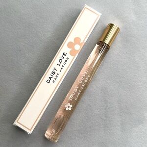 🧳 MARC JACOBS | DAISY LOVE TRAVEL